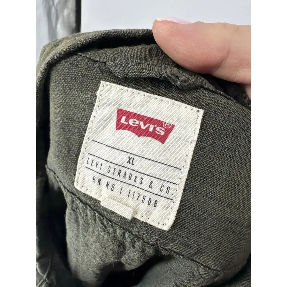 Levi’s XL Men Button Up Short Sleeve Shirt 100% Cotton Casual Green 12-1